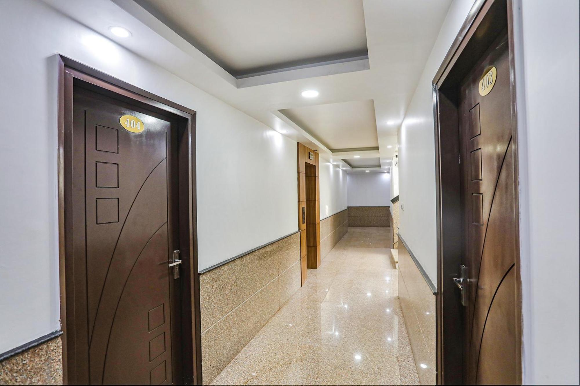 Fabhotel Unique Stay Noida Exterior photo