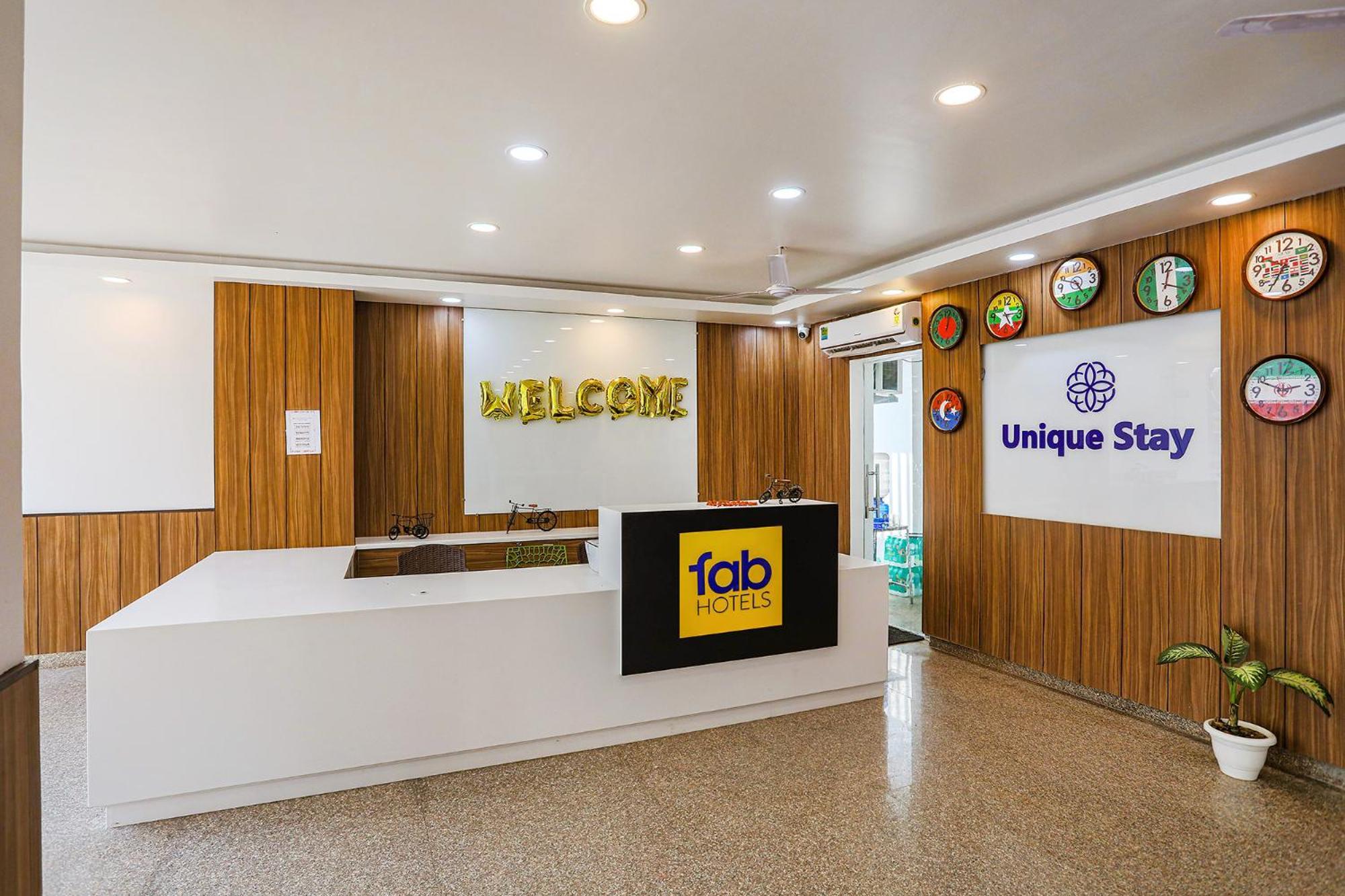 Fabhotel Unique Stay Noida Exterior photo