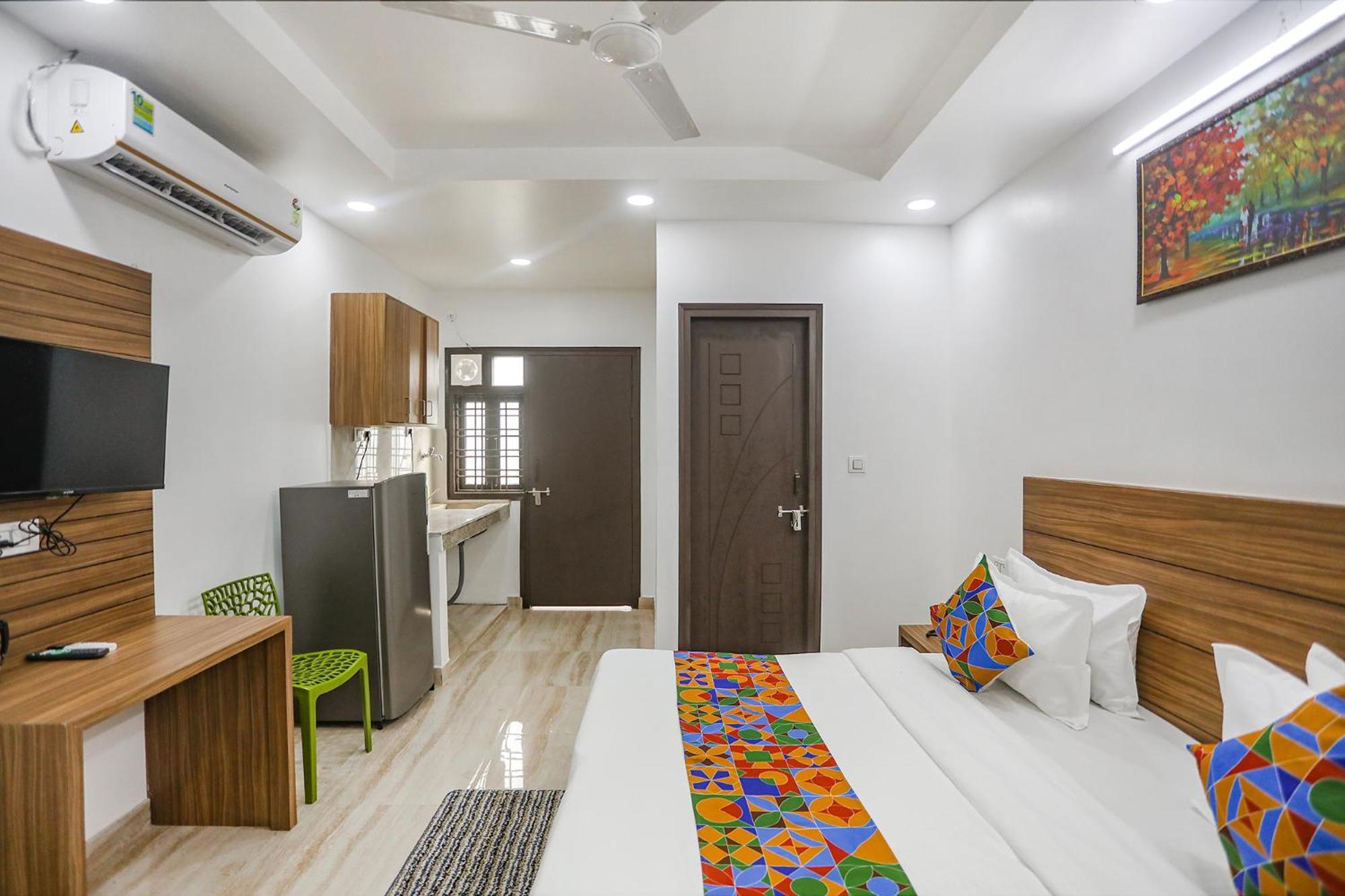 Fabhotel Unique Stay Noida Exterior photo