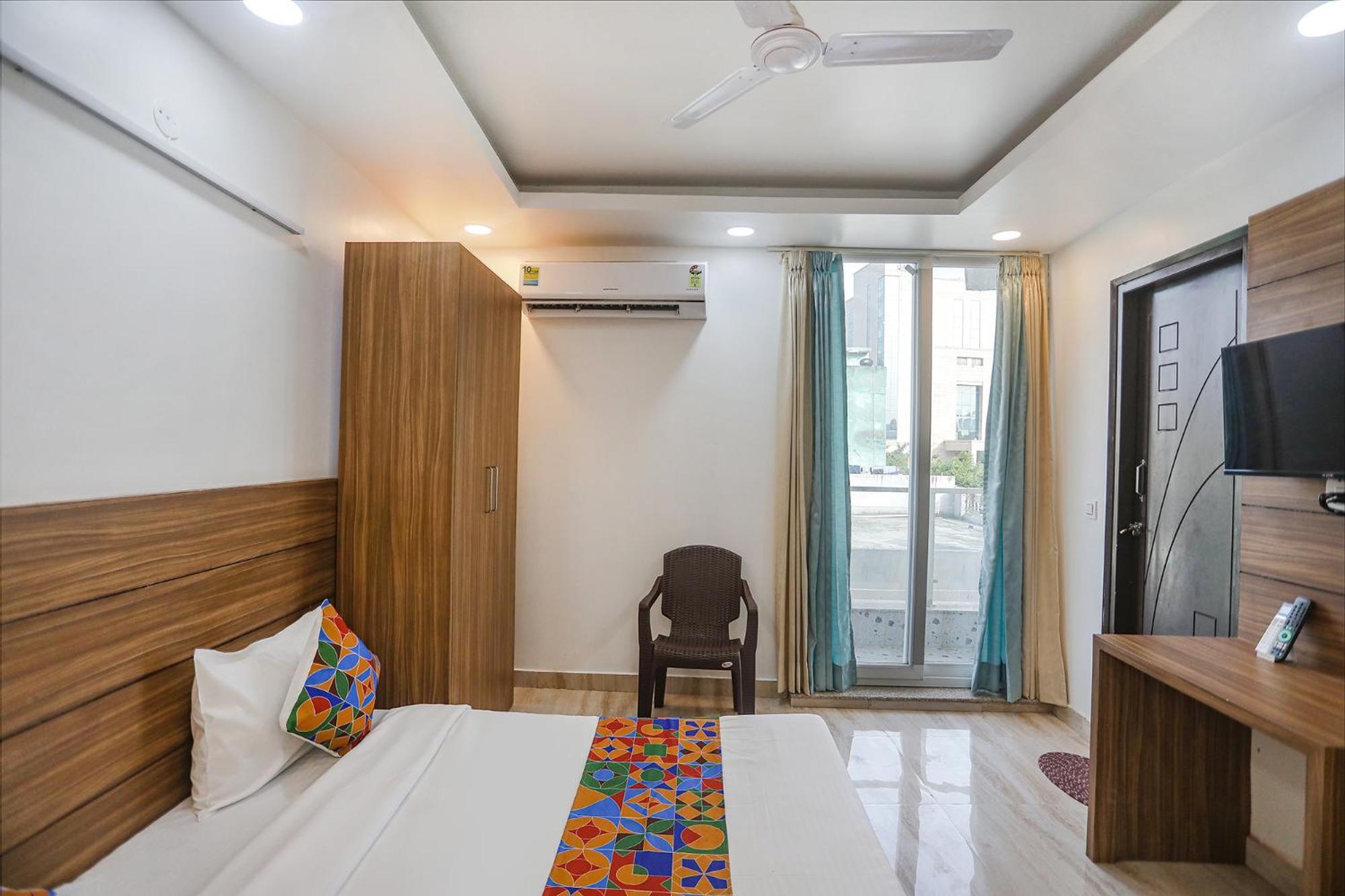 Fabhotel Unique Stay Noida Exterior photo